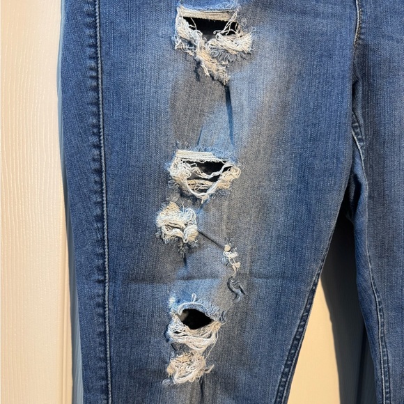 Torrid Bombshell Skinny Jeans Distressed Light Wash High Rise 20 - Picture 4 of 7